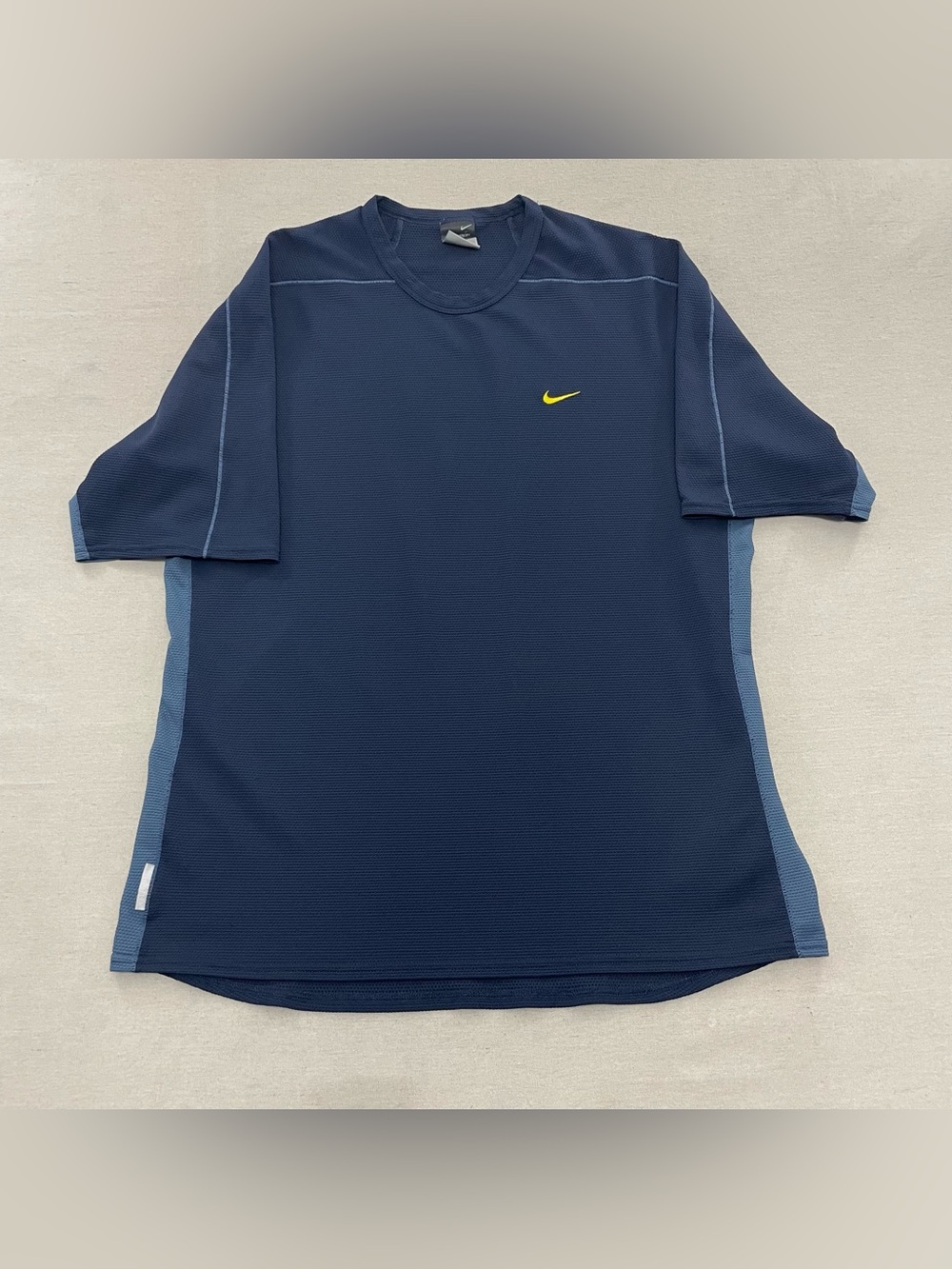 Vintage Y2K Silver Tag Nike Sphere Dry Short Sleeve Shirt Navy Blue Size L